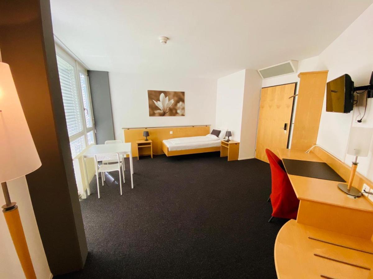 Work & Live Apartments Frauenfeld Eksteriør billede